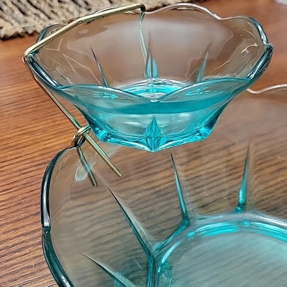Vintage Anchor Hocking Chip n Dip Set - Picture 3 of 4